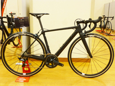 CERVELO 2019 ROADBIKE R5 SHIMANO ULTEGRA BLACK GRAPHITE COLOR（サーベロ 2019年モデル ロードバイク アールファイブ シマノ アルテグラ 完成車 ブラック グラファイト カラー）