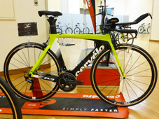 CERVELO 2019 ROADBIKE P3 FRAME SET FLUORO BLACK WHITE COLOR（サーベロ 2019年モデル ロードバイク ピースリー フレームセット フルオロ ブラック ホワイト カラー）