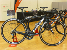 CERVELO 2019 ROADBIKE R3 DISC FRAME SET BLACK COLOR（サーベロ 2019年モデル ロードバイク アールスリー ディスク フレームセット ブラック カラー）