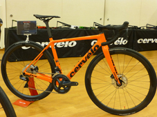 CERVELO 2020 ROADBIKE R3 DISC SHIMANO ULTEGRA Di2 ORANGE/NAVY サーベロ 2020年モデル ロードバイク アールスリー ディスク シマノ 電動 アルテグラ 完成車 オレンジネイビー