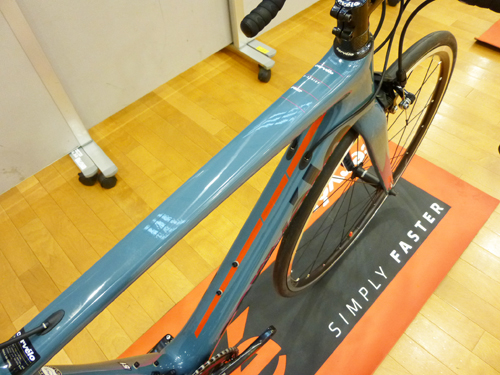 CERVELO 2019 ROADBIKE R2 SHIMANO 105 R7000 サーベロ ロードバイク 