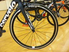 CERVELO 2019 ROADBIKE R3 Shimano R8000 ULTEGRA BLACK COLOR WHEEL DT SWISS P1800 SPLIINE（サーベロ 2018年モデル ロードバイク アールスリー シマノ アルテグラ 完成車 ブラック カラー）