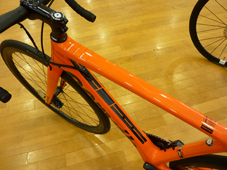 CERVELO 2019 ROADBIKE R3 DISC FRAMESET ORANGE COLOR TOPTUBE（サーベロ 2019年モデル ロードバイク アールスリー ディスク フレーム セット オレンジ カラー）