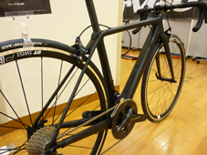 CERVELO 2019 ROADBIKE R5 Shimano R8000 ULTEGRA B/B/GRAPHITE COLOR SEATSTAY（サーベロ 2018年モデル ロードバイク アールファイブ シマノ アルテグラ 完成車 グラファイト カラー）