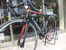 LOOK 2020 ROADBIKE 765 OPTIMUM 105 R7000 COMPLETED FLOU BLACK GLOSSY HEADTUBE（ルック 2020年モデル オプティマ厶 シマノ 完成車 ロードバイク ブラックグロッシー）