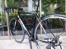 LOOK 2019 ROADBIKE 785 HUEZ SHIMNO 105 COMPLETED PROTEAM BLACK GLOSSY SEATSTAY（ルック 2019年モデル ロードバイク ヒュエズ シマノ 完成車 プロチームブラックグロッシー