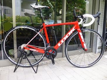 LOOK 2019 ROADBIKE 785 HUEZ SHIMANO 105 COMPLETED  RED GLOSSY（ルック 2019年モデル ヒュエズ シマノ 完成車 ロードバイク レッドグロッシー）