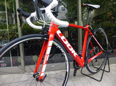 LOOK 2019 ROADBIKE 785 HUEZ SHIMNO 105 COMPLETED RED GLOSSY FRONT FORK（ルック 2019年モデル ロードバイク ヒュエズ シマノ 完成車 レッドグロッシー