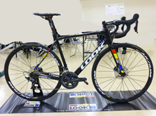 LOOK 2019 ROADBIKE 785 HUEZ SHIMNO ULTEGRA DISC COMPLETED PROTEAM BLACK GLOSSY（ルック 2019年モデル ロードバイク ヒュエズ シマノ アルテグラ ディスク 完成車 プロチームブラックグロッシー）