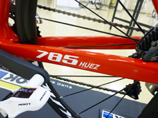 LOOK 2019 ROADBIKE 785 HUEZ DISC FRAME SET RED GLOSSY CHAINSTAY（ルック 2019年モデル ヒュエズ ディスク フレームセット ロードバイク レッドグロッシー）