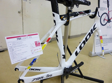 LOOK 2019 ROADBIKE 795 LIGHT RS FRAME SET PROTEAM WHITE GLOSSY SEATSTAY（ルック 2019年 モデル ロードバイク ライト アールエス フレームセット プロチームホワイトグロッシー）