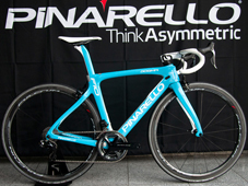 PINARELLO 2019 ROADBIKE DOGMA F10 FRAME SET 206 DIAMOND BLUE COLOR COMPLETED BIKE（ピナレロ 2019年モデル ロードバイク ドグマ エフテン フレームセット ダイアモンドブルー カラー）