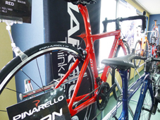 PINARELLO 2019 ROADBIKE GAN SHIMANO 105 R7000 11s 722 RED COLOR SEATSTAY（ピナレロ 2018年モデル ロードバイク ガン シマノ 11スピード 完成車 レッド カラー）