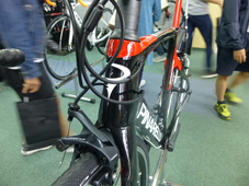 PINARELLO 2019 ROADBIKE PRINCE CAMPAGNOLO POTENZA 11s 715 CARBON RED COLOR HEADTUBE（ピナレロ 2019年モデル ロードバイク プリンス カンパニョーロ ポテンツァ ポテンザ 11スピード 完成車 カーボンレッド カラー）