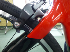 PINARELLO 2019 ROADBIKE PRINCE FRAME SET 715 CARBON RED COLOR Airflow Hidden Rim Brake（ピナレロ 2019年モデル ロードバイク プリンス シマノ 11スピード 完成車 カーボンレッド カラー）