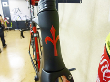 WILIER TRIESTINA 2019 ROADBIKE CENTO10 CENTO 10 AIR PRO SHIMANO ULTEGRA BLACK RED MATT COLOR HEADTUBE（ウィリエール トリエスティーナ 2019年モデル ロードバイク チェント ディエチ エアー プロ シマノ アルテグラ 完成車 ブラックレッドマット カラー）