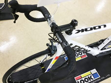 LOOK 2020 ROADBIKE 785 HUEZ 785HUEZ SHIMANO ULTEGRA Di2 COMPLETED PROTEAM WHITE GLOSSY HANDLE STEM ルック 2020年モデル ロードバイク ヒュエズ シマノ 電動 アルテグラ 完成車 プロチームホワイトグロッシー