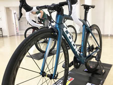 LOOK 2020 ROADBIKE 795 BLADE RS DISC 795BLADERSDISC FRAME SET METARIC BLUE GLOSSY FRONT FORK ルック 2020年モデル ロードバイク ブレード アールエス ディスク メタリックブルーグロッシー