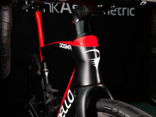 PINARELLO 2020 ROADBIKE DOGMA F12 DURAACE Di2 COMPLETED 429 URANUS BLACK RED HEADTUBE（ピナレロ 2020年モデル ロードバイク ドグマ エフトゥエルブ 電動 デュラエース 完成車 ブラックレッド）