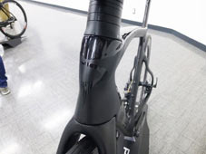 PINARELLO 2020 ROADBIKE DOGMA F12 FRAMESET 427/BOB　BOB BLACK ON BLACK HEADTUBE（ピナレロ 2020年モデル ロードバイク ドグマ エフトゥエルブ ディスク フレーム セット ボブ ブラックオンブラック）