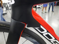 PINARELLO 2020 ROADBIKE DOGMA F12 DISK DISC DURAACE Di2 COMPLETED 432 URANUS BLACK RED AERO（ピナレロ 2020年モデル ロードバイク ドグマ エフトゥエルブ ディスク 電動 デュラエース 完成車 ブラックレッド）