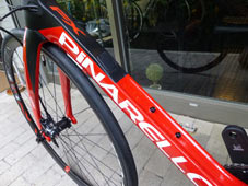 PINARELLO 2020 ROADBIKE PRINCE FX DISK DISC princefxdisk princefxdisc FRAME SET FRAMESET 266 RED BLACK CONCAVE DOWNTUBE（ピナレロ 2020年モデル ロードバイク プリンス エフエックス ディスク プリンスエフエックスディスク フレームセット フレーム セット レッドブラック）