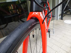 PINARELLO 2020 ROADBIKE PRINCE FX DISK DISC princefxdisk princefxdisc SHIMANO R8000 ULTEGRA 266 RED BLACK FRONT FORK（ピナレロ 2020年モデル ロードバイク プリンス エフエックス ディスク プリンスエフエックスディスク シマノ アルテグラ 完成車 レッドブラック）