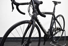 PINARELLO 2020 ROADBIKE RAZHA DISK RAZHADISK T600 SHIMANO ULTEGRA R8000 305 BLACK MATT ONDA FRONT FORK ピナレロ 2020年モデル ロードバイク ラザディスク シマノ アルテグラ 完成車 ブラックマット