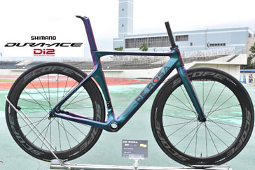 DEROSA 2021 ROADBIKE SK PININFARINA DISK DISC skpininfarina SHIMANO R9170 DURAACE Di2 Camaleonte デローザ 2021年モデル ロードバイク エスケーピニンファリーナ ディスク シマノ 電動 デュラエース 完成車 カメレオン