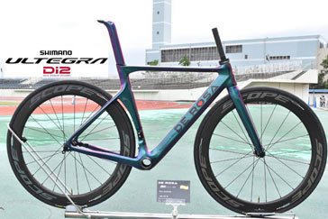 DEROSA 2021 ROADBIKE SK PININFARINA DISK DISC skpininfarina SHIMANO R8070 ULTEGRA Di2 Camaleonte デローザ 2021年モデル ロードバイク エスケーピニンファリーナ ディスク シマノ 電動 アルテグラ 完成車 カメレオン