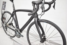 PINARELLO 2021 ROADBIKE ANGLIRU DISK anglirudisk  anglirudisc disc SHIMANO ULTEGRA Di2 11s A381 BOB BLACKONBLACK FRONT FORK ピナレロ 2021年モデル ロードバイク アングリル ディスク アングリルディスク シマノ 電動 アルテグラ 11スピード 完成車 ボブ