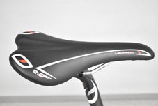 PINARELLO 2021 ROADBIKE ANGLIRU DISK anglirudisk  anglirudisc disc SHIMANO ULTEGRA 11s A381 BOB BLACKONBLACK SADDLE ピナレロ 2021年モデル ロードバイク アングリル ディスク アングリルディスク シマノ アルテグラ 11スピード 完成車 ボブ