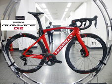 PINARELLO 2020 ROADBIKE DOGMA F12 DISK DISC DURAACE Di2T 441 METEOR  RED（ピナレロ 2021年モデル ロードバイク ドグマ エフトゥエルブ 電動 デュラエース 完成車 レッド）