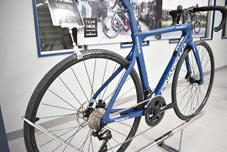 PINARELLO 2022 ROADBIKE PARIS DISK PARIADISK SHIMANO 105 11s A102 BLUE STEEL SEATSTAY ピナレロ 2022年モデル ロードバイク パリ ディスク シマノ 11スピード 完成車 ブルースティール