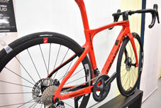 PINARELLO 2021 ROADBIKE PRINCE DISK DISC princedisk SHIMANO 105 A212 RED SEATSTAY ピナレロ 2021年モデル ロードバイク プリンス ディスク プリンスディスク シマノ 完成車 レッド