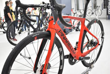 PINARELLO 2021 ROADBIKE PRINCE FX DISK DISC princefxdisk princefxdisc SHIMANO ULTEGRA A232 RED FORK ピナレロ 2021年モデル ロードバイク プリンス エフエックス ディスク プリンスエフエックスディスク シマノ アルテグラ 完成車 レッド