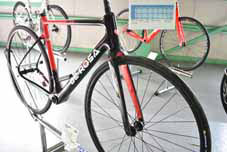 DEROSA 2022 ROADBIKE 838 DISK SHIMANO ULTEGRA ROSSO NERA BLACK RED FRONT デローザ 2022年モデル ロードバイク ディスク シマノ アルテグラ 完成車 ロッソネラ ブラックレッド