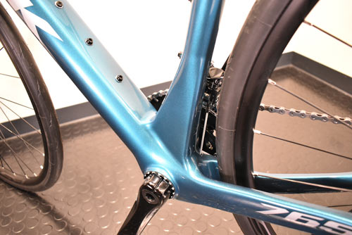 LOOK 2022 ROADBIKE 765 OPTIMUM PLUS DISC SHIMANO 105 完成車
