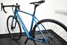 LOOK 2022 ROADBIKE 765 OPTIMUM PLUS DISC SHIMANO 105 COMPLETED MATALLIC BLUE GLOSSY BACK ルック 2022年モデル オプティマ厶 プラス ディスク ロードバイク シマノ 完成車 メタリックブルーグロッシー