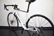 LOOK 2022 ROADBIKE 785 HUEZ RS 785HUEZRS DISC R8100 ULTEGRA Di2 12speed PROTEAM WHITE GLOSSY SEATSTAY ルック 2022年モデル ヒュエズ アールエス ディスク シマノ 電動 アルテグラ 完成車 12スピード ロードバイク プロチームホワイトグロッシー