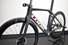 LOOK 2022 ROADBIKE 795 BLADE RS DISC FRAME SET PROTEAM BLACK MATT FRONT ルック 2022年モデル ロードバイク ブレード アールエス ディスク プロチームブラックマット