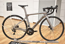 PINARELLO 2022 ROADBIKE PARIS DISK PARIADISK SHIMANO 105 11s A106 GRAY ピナレロ 2022年モデル ロードバイク パリ ディスク シマノ 11スピード 完成車 グレー