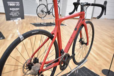 PINARELLO 2022 ROADBIKE PARIS DISK PARIADISK SHIMANO 105 11s B105 BURGUNDY SEATTUBE ピナレロ 2022年モデル ロードバイク パリ ディスク シマノ  11スピード 完成車 バーガンディー