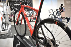 PINARELLO 2022 ROADBIKE PRINCE FX DISK DISC princefxdisk princefxdisc SHIMANO DURAACE R9200 R9270 Di2 A232 RADIANT RED SEATSTAY ピナレロ 2022年モデル ロードバイク プリンス エフエックス ディスク プリンスエフエックスディスク シマノ 電動 デュラエース 完成車 ラディアントレッド