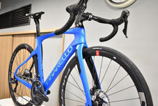 PINARELLO 2022 ROADBIKE PRINCE FX DISK DISC princefxdisk SHIMANO DURAACE R9200 R9270 Di2 A233 FLASH SKY FRONTFORK ピナレロ 2022年モデル ロードバイク プリンス エフエックス ディスク プリンスエフエックスディスク シマノ 電動 デュラエース 完成車 フラッシュスカイ