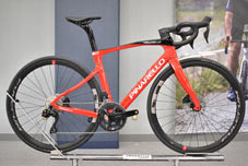 PINARELLO 2023 ROADBIKE X3 DISK x3disk ENDURANCE SHIMANO 105 Di2 12s D161 KEEN RED ピナレロ 2023年モデル ロードバイク エンデュランス エックススリー エックス スリーディスク シマノ 電動 12スピード 完成車 キーン レッド