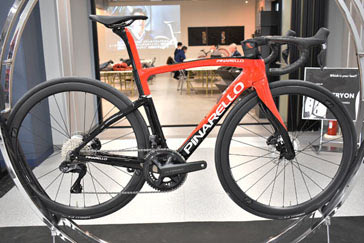 PINARELLO 2023 ROADBIKE F7 DISK f7disk T900 SHIMANO ULTEGRA R8100 Di2 12s 12speed MOST ULTRAFAST WHEEL D101 RAZOR RED ピナレロ 2023年モデル ロードバイク エフセブンブ エフ セブン ディスク シマノ 電動 アルテグラ 12スピード モスト ウルトラファスト ホイール 完成車 レーザー レッド