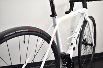 LOOK 2025 2024 ROADBIKE 785 HUEZ 2 huez2 DISC SHIMANO R7100 105 12speed COMPLETED PROTEAM WHITE SATIN MATTE ルック 2025年モデル 2024年モデル ロードバイク ヒュエズ ディスク シマノ 完成車 12スピード プロチームホワイトサテンマット 6