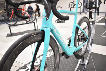 PINARELLO 2026 ROADBIKE DOGMA F DOGAMF DISK DISC M40X FRAME SET frameset MY26 H100 LUXTER TURQUOISE ピナレロ 2026年モデル ロードバイク ドグマエフ ディスク フレームセット ルクスターターコイズ 4