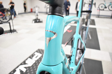 PINARELLO 2026 ROADBIKE DOGMA F DOGAMF DISK DISC M40X FRAME SET frameset MY26 H100 LUXTER TURQUOISE ピナレロ 2026年モデル ロードバイク ドグマエフ ディスク フレームセット ルクスターターコイズ 2